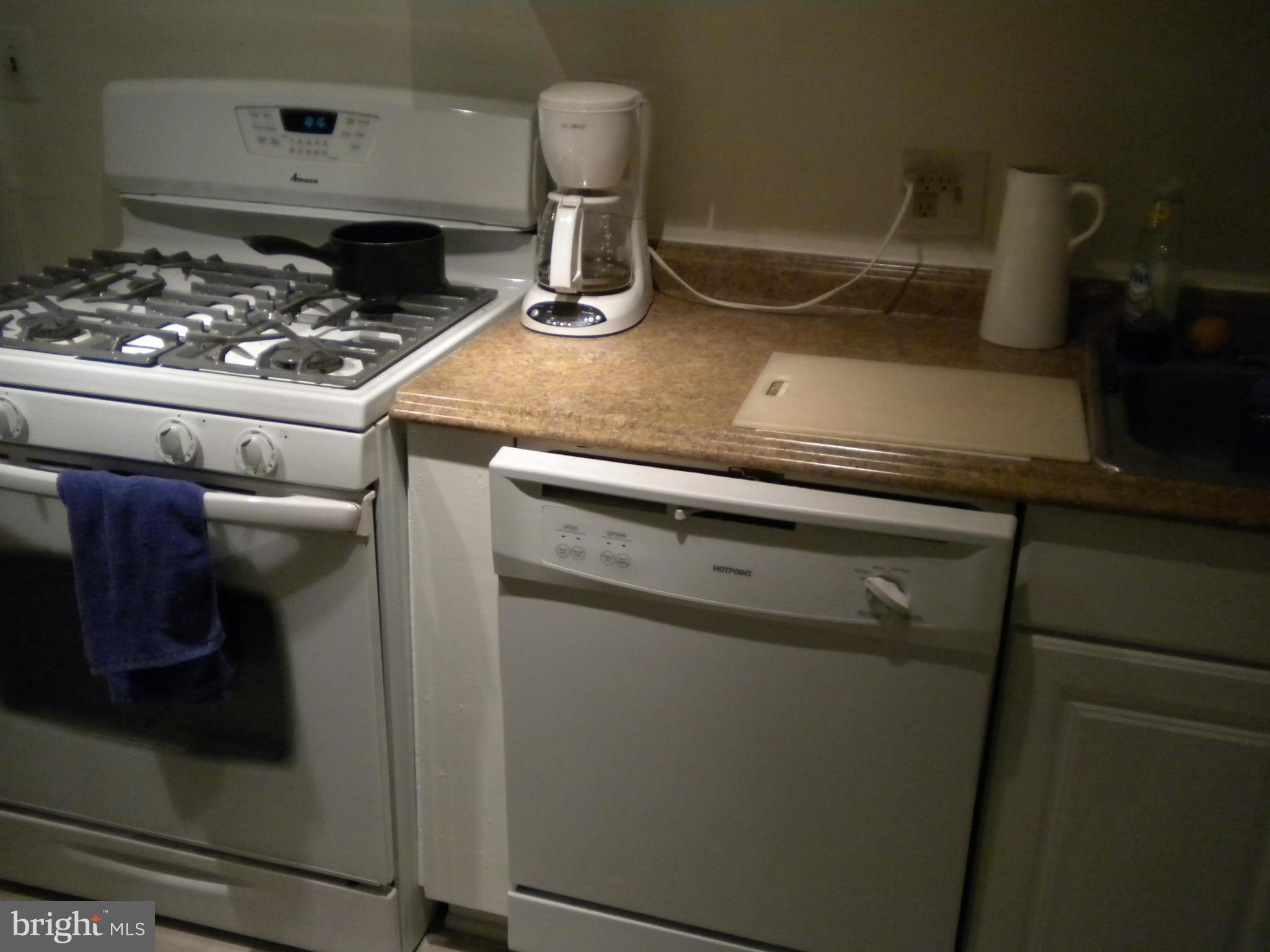 TUSCANY CANTERBURY - Residential Lease