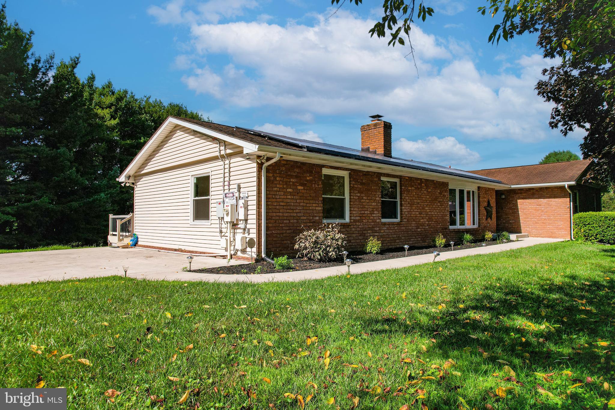 WINDSOR MILL - Residential