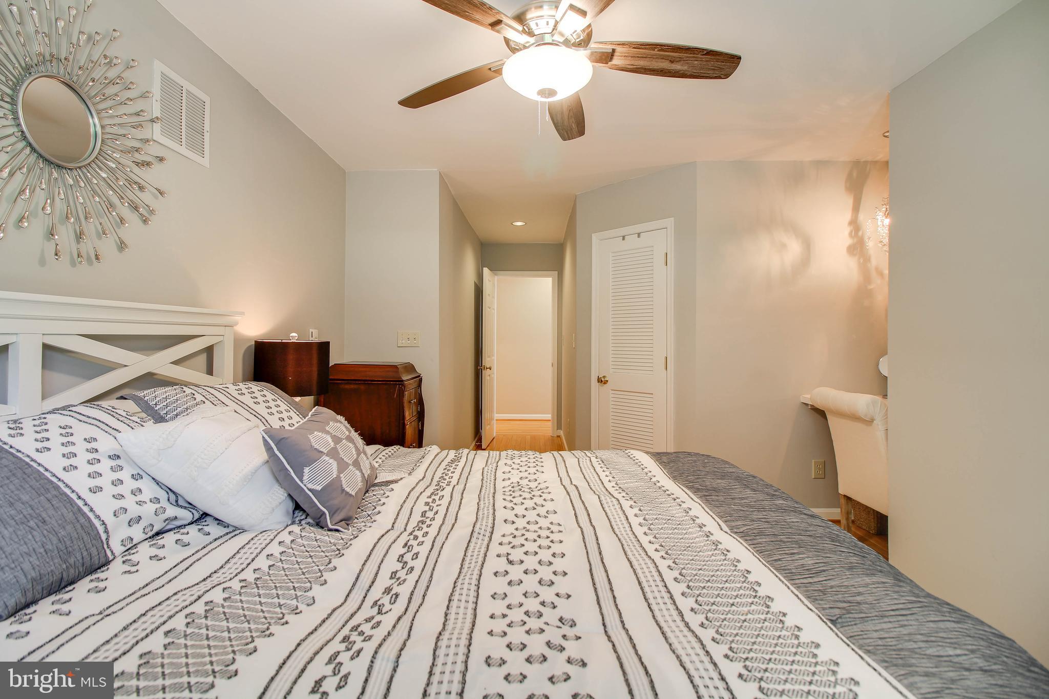 WINDSOR MILL - Residential