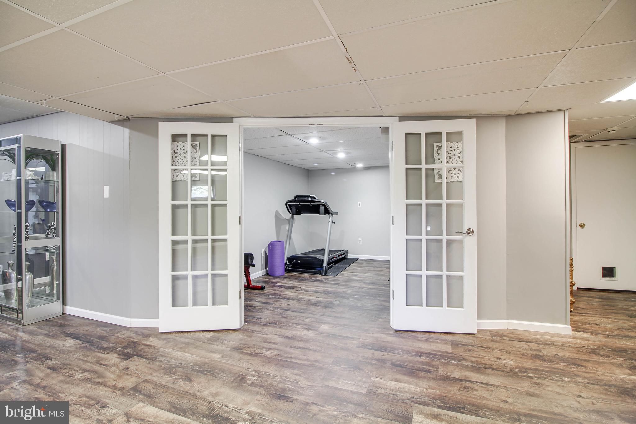 WINDSOR MILL - Residential