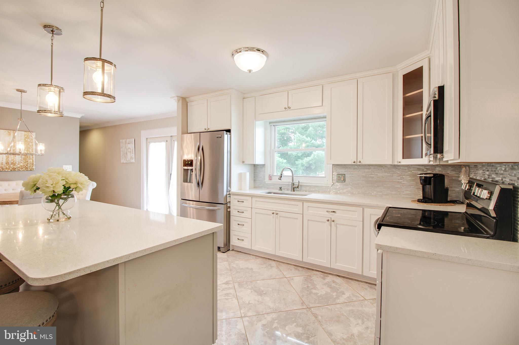 WINDSOR MILL - Residential