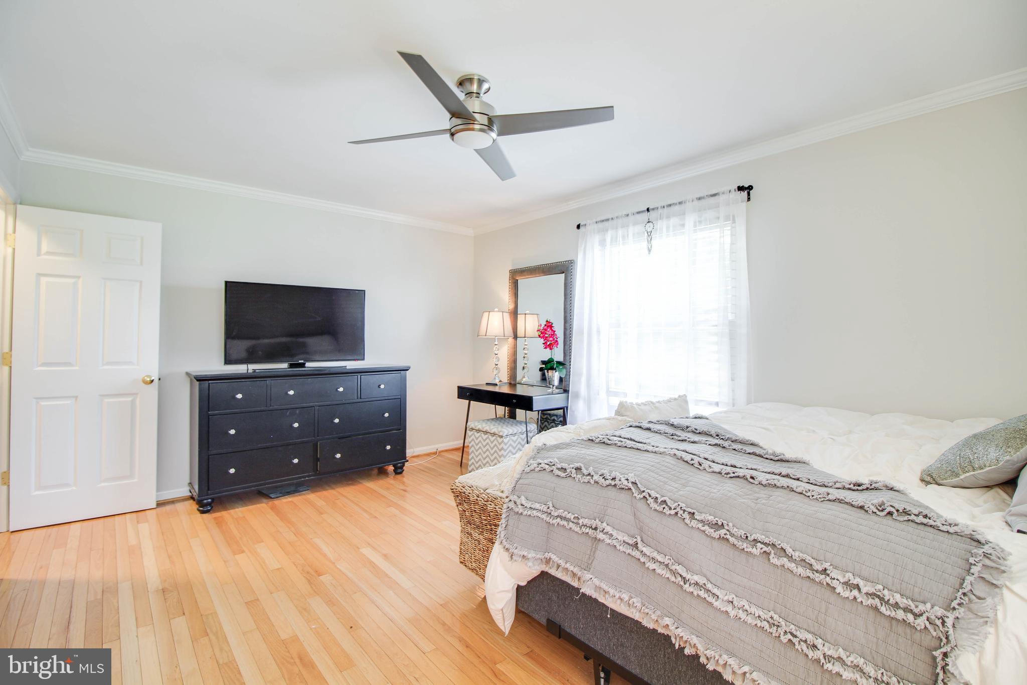 WINDSOR MILL - Residential