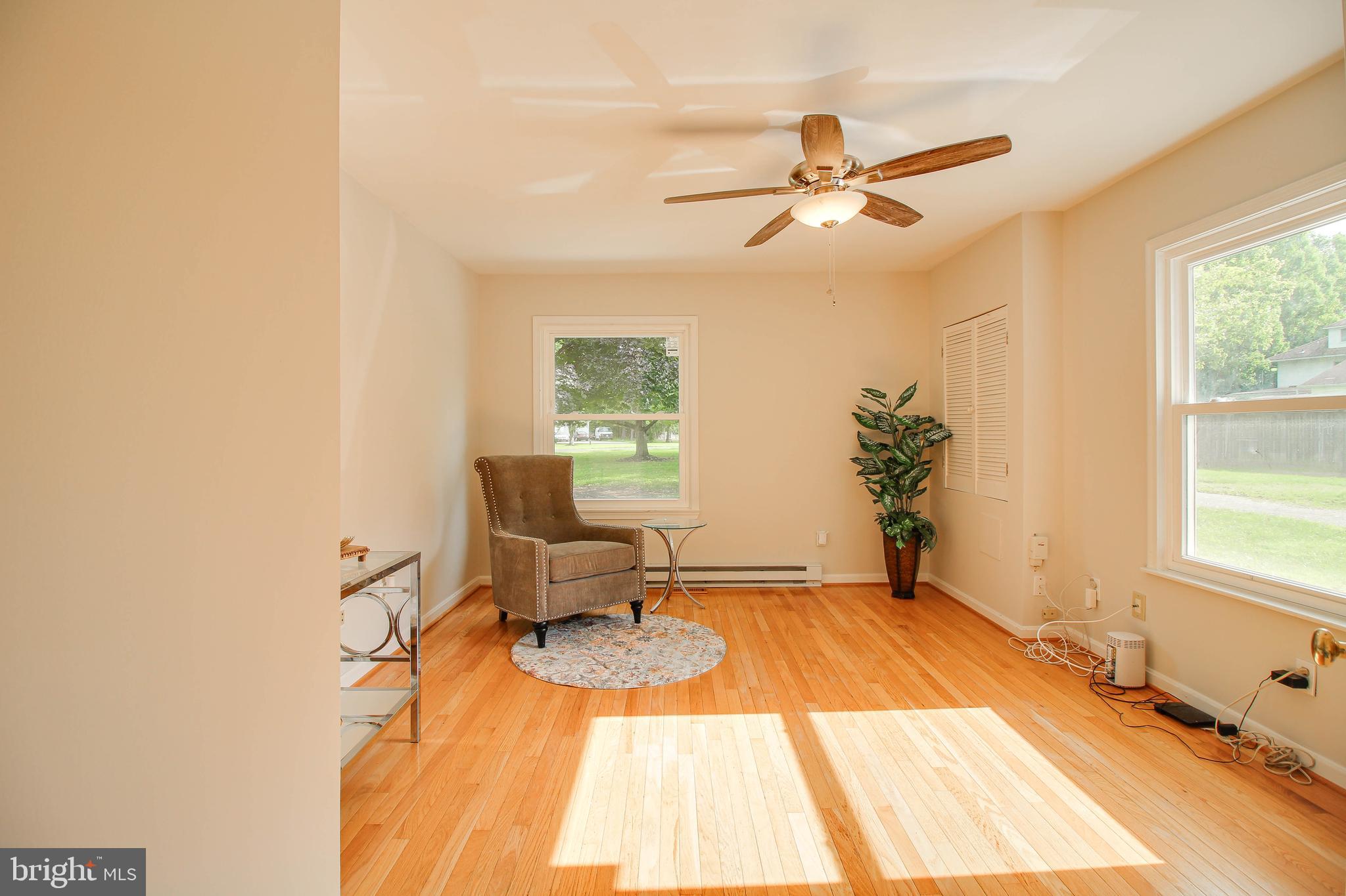 WINDSOR MILL - Residential