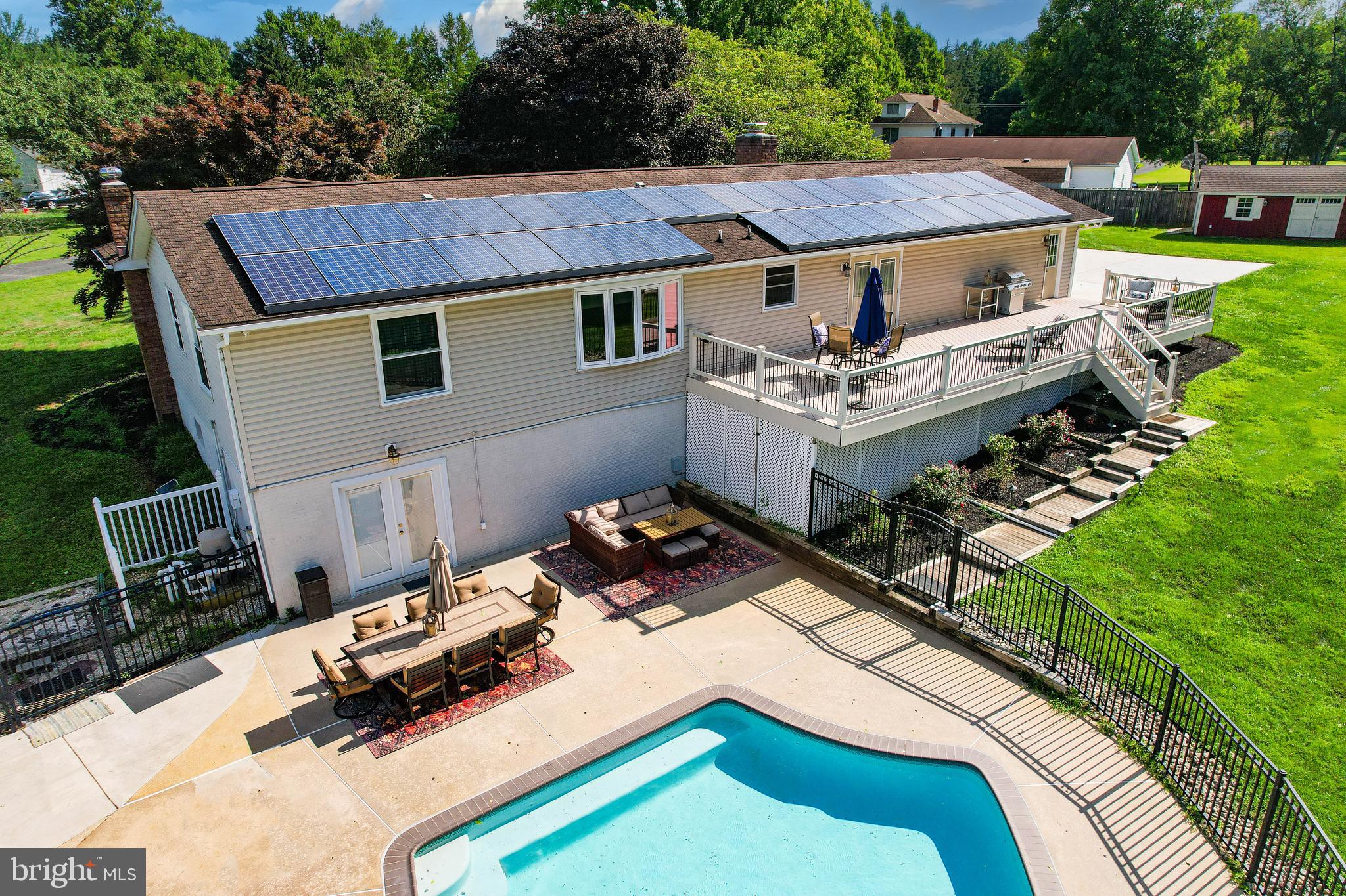 WINDSOR MILL - Residential