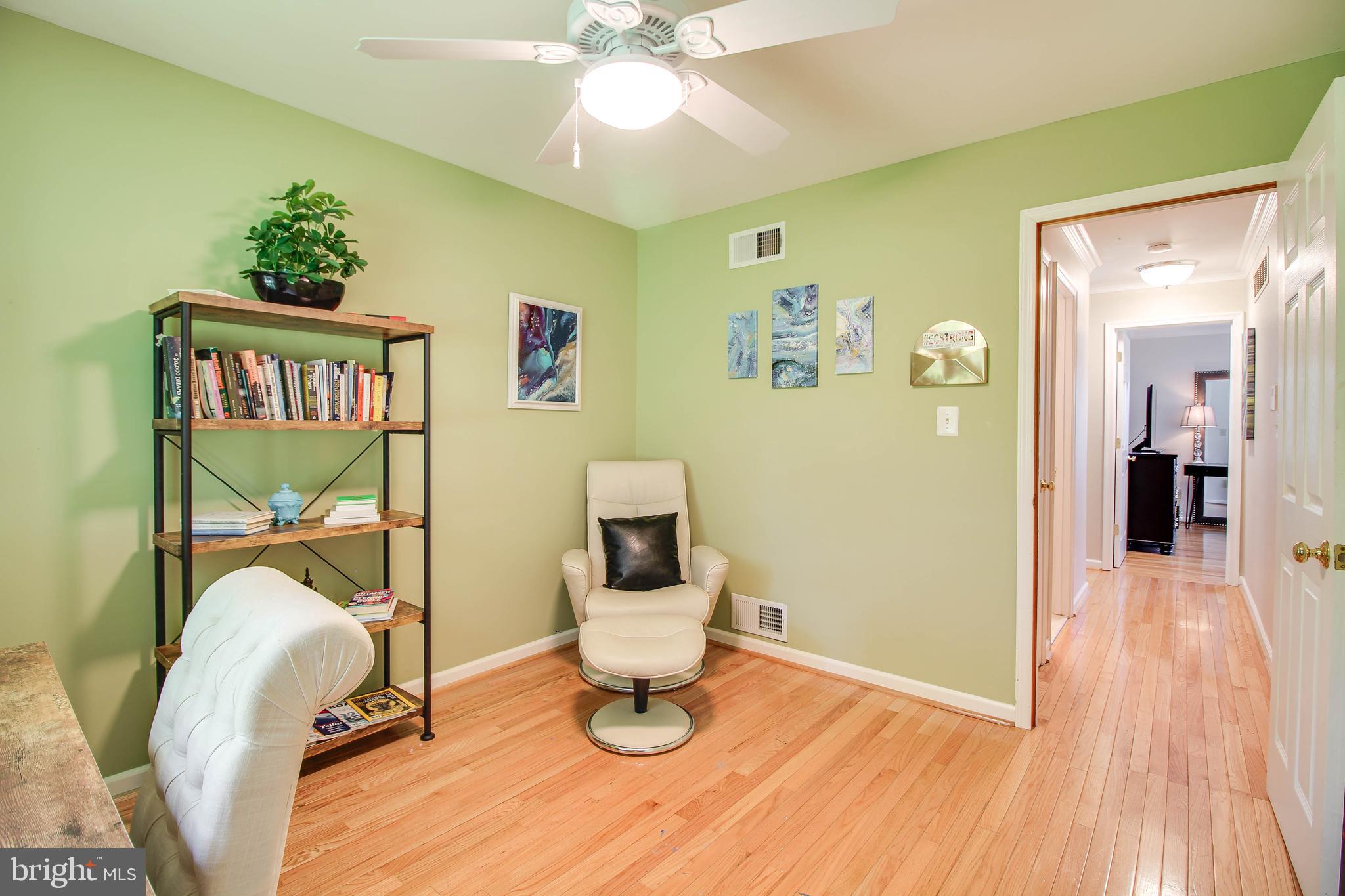 WINDSOR MILL - Residential