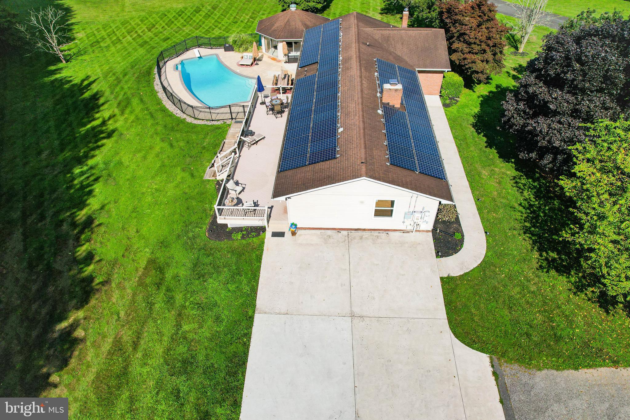 WINDSOR MILL - Residential