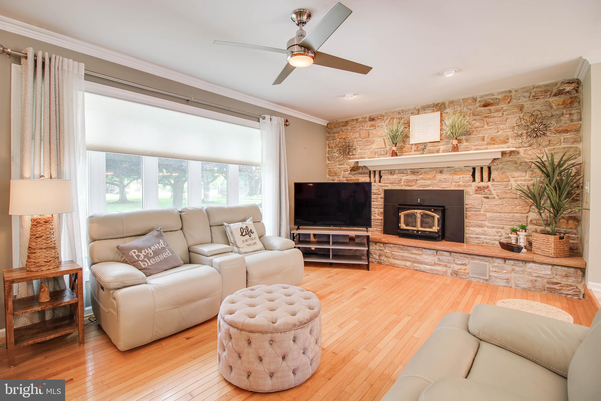 WINDSOR MILL - Residential