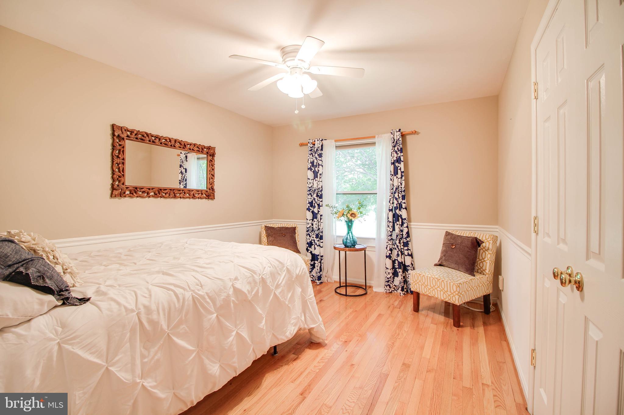 WINDSOR MILL - Residential