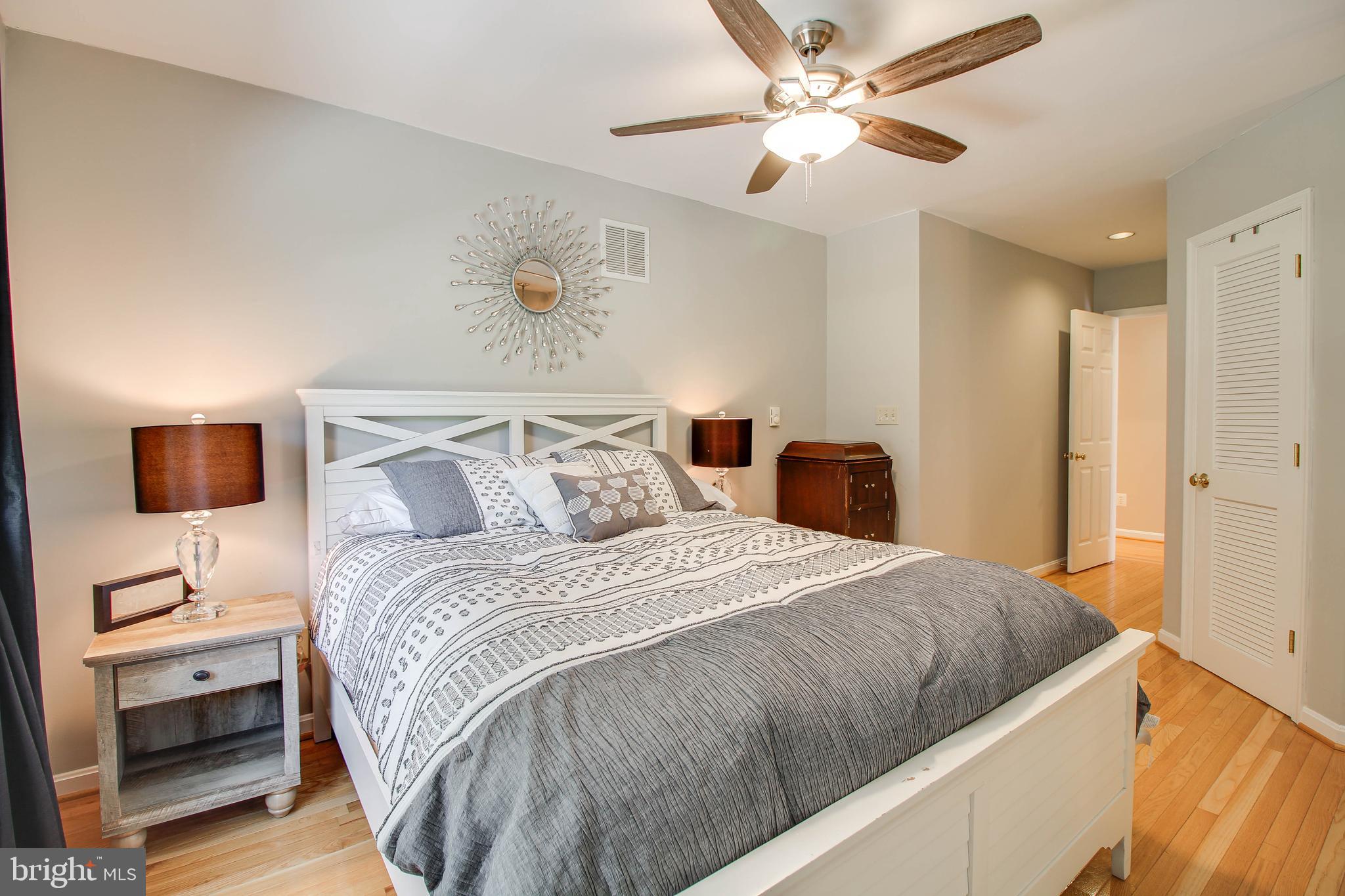 WINDSOR MILL - Residential