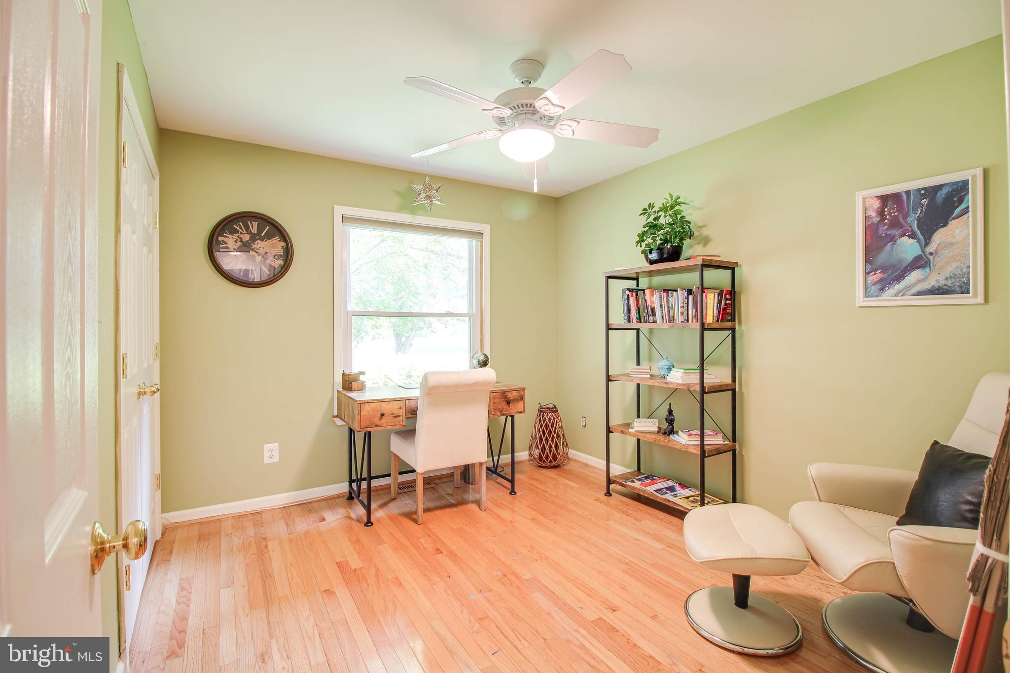 WINDSOR MILL - Residential