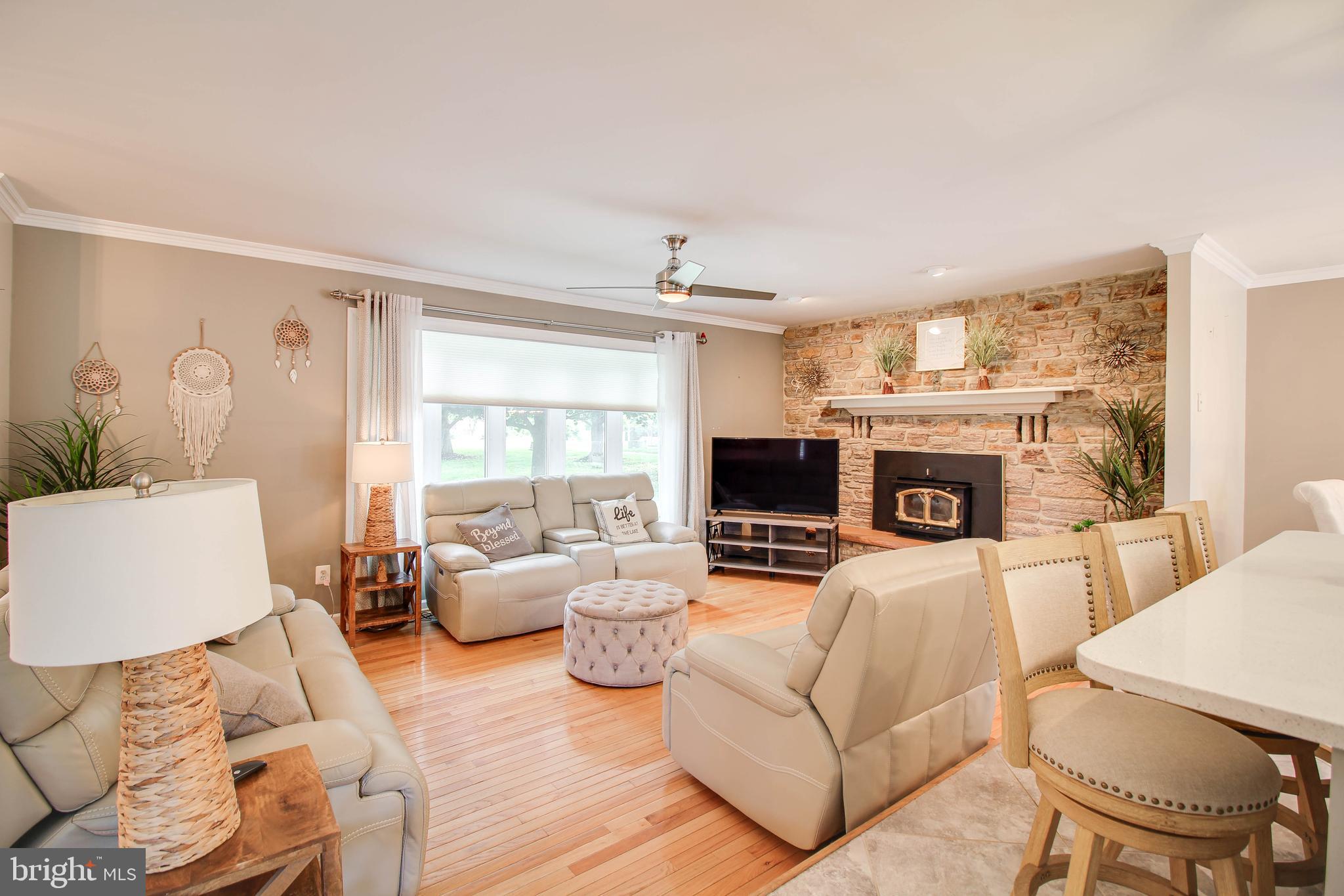 WINDSOR MILL - Residential