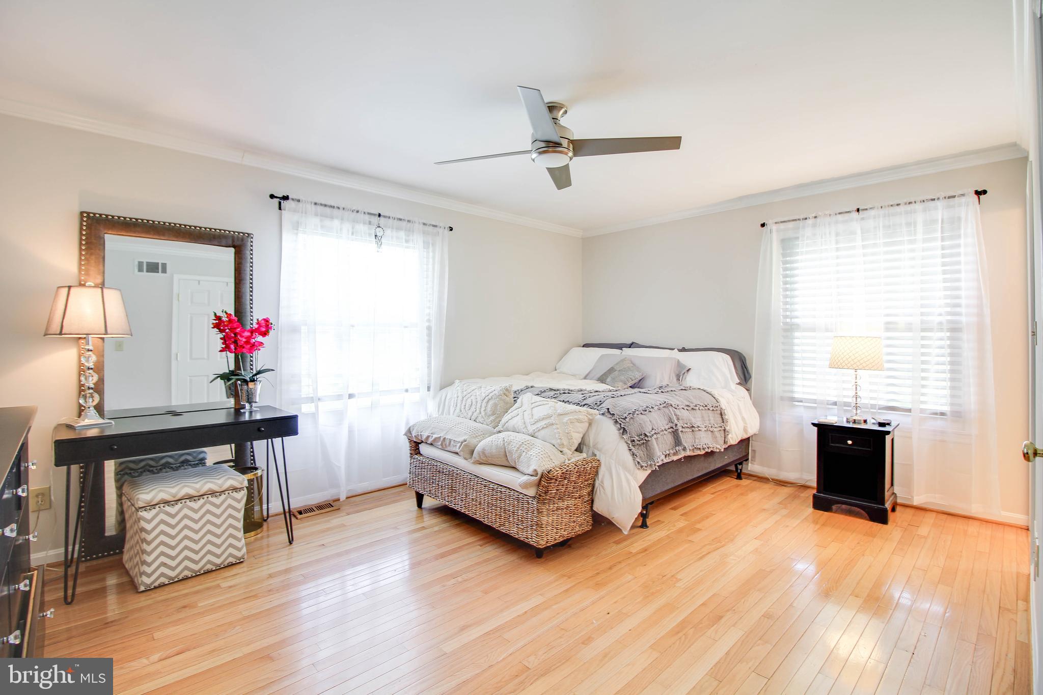 WINDSOR MILL - Residential