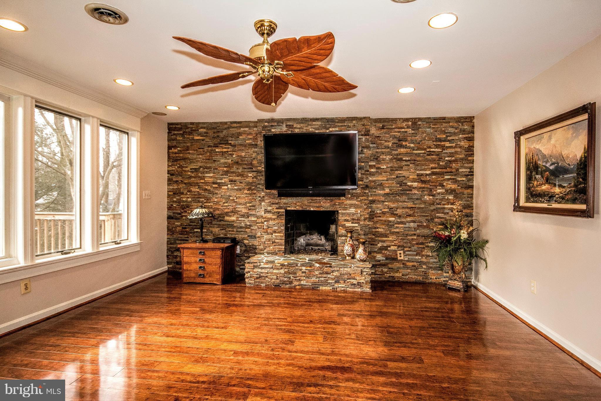 DORSEY HALL - Residential