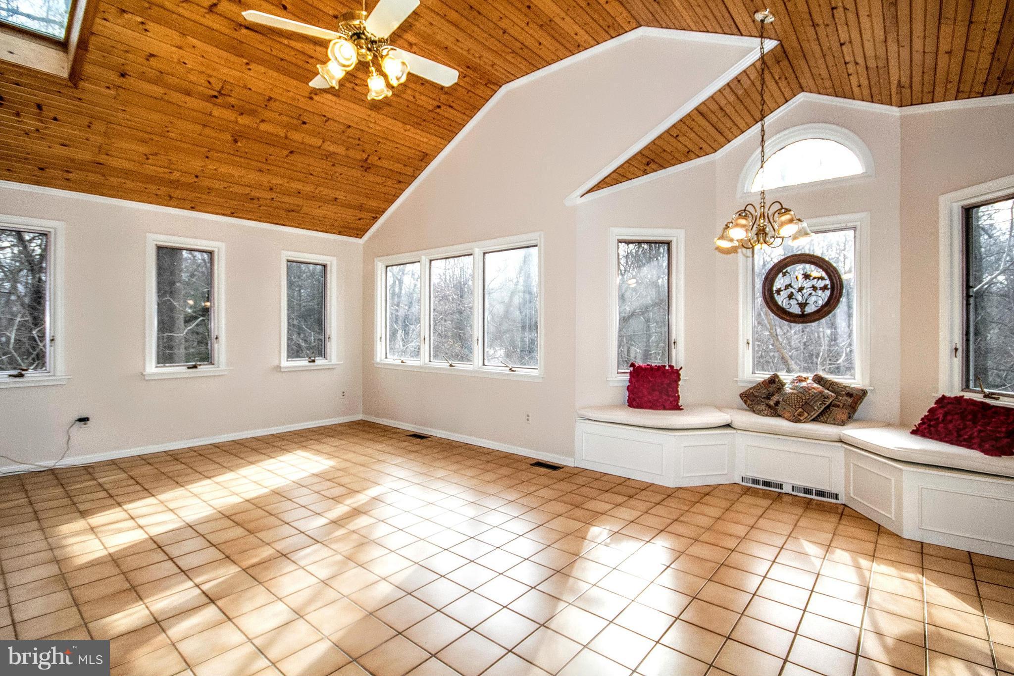 DORSEY HALL - Residential