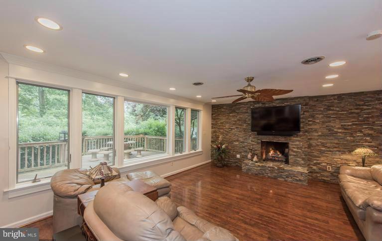 DORSEY HALL - Residential