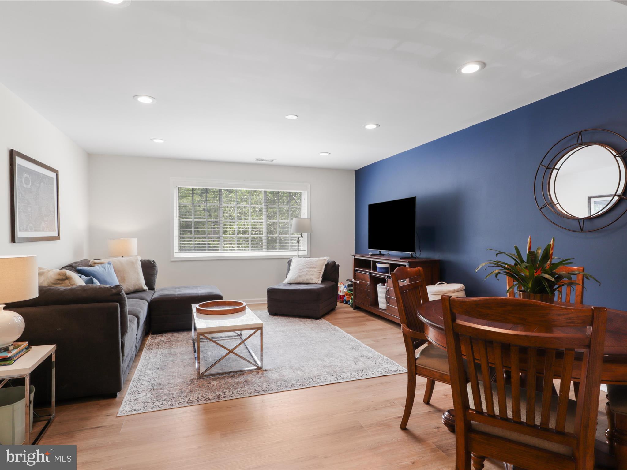 PARKSIDE AT ALEXANDRIA - Residential