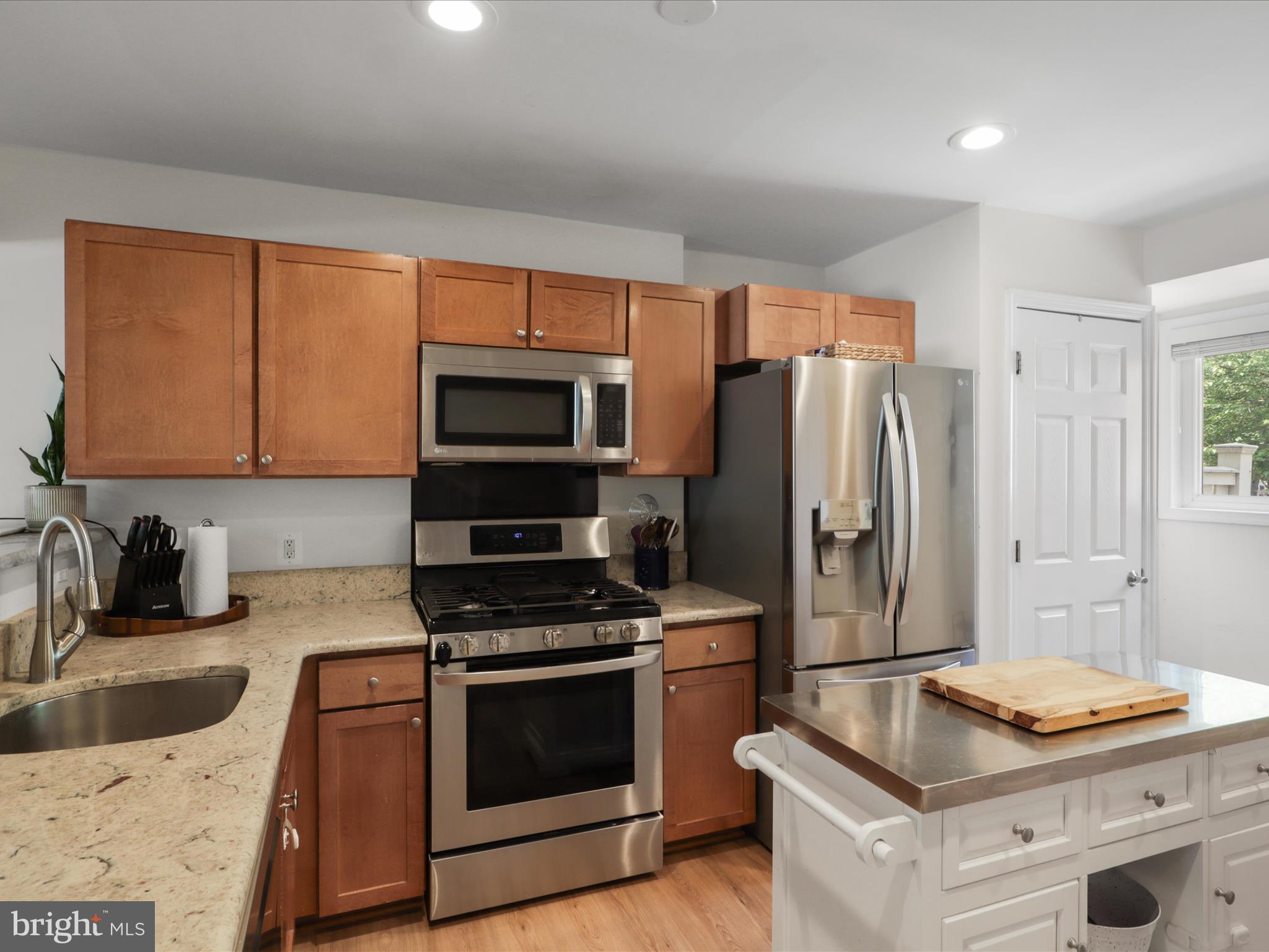 PARKSIDE AT ALEXANDRIA - Residential