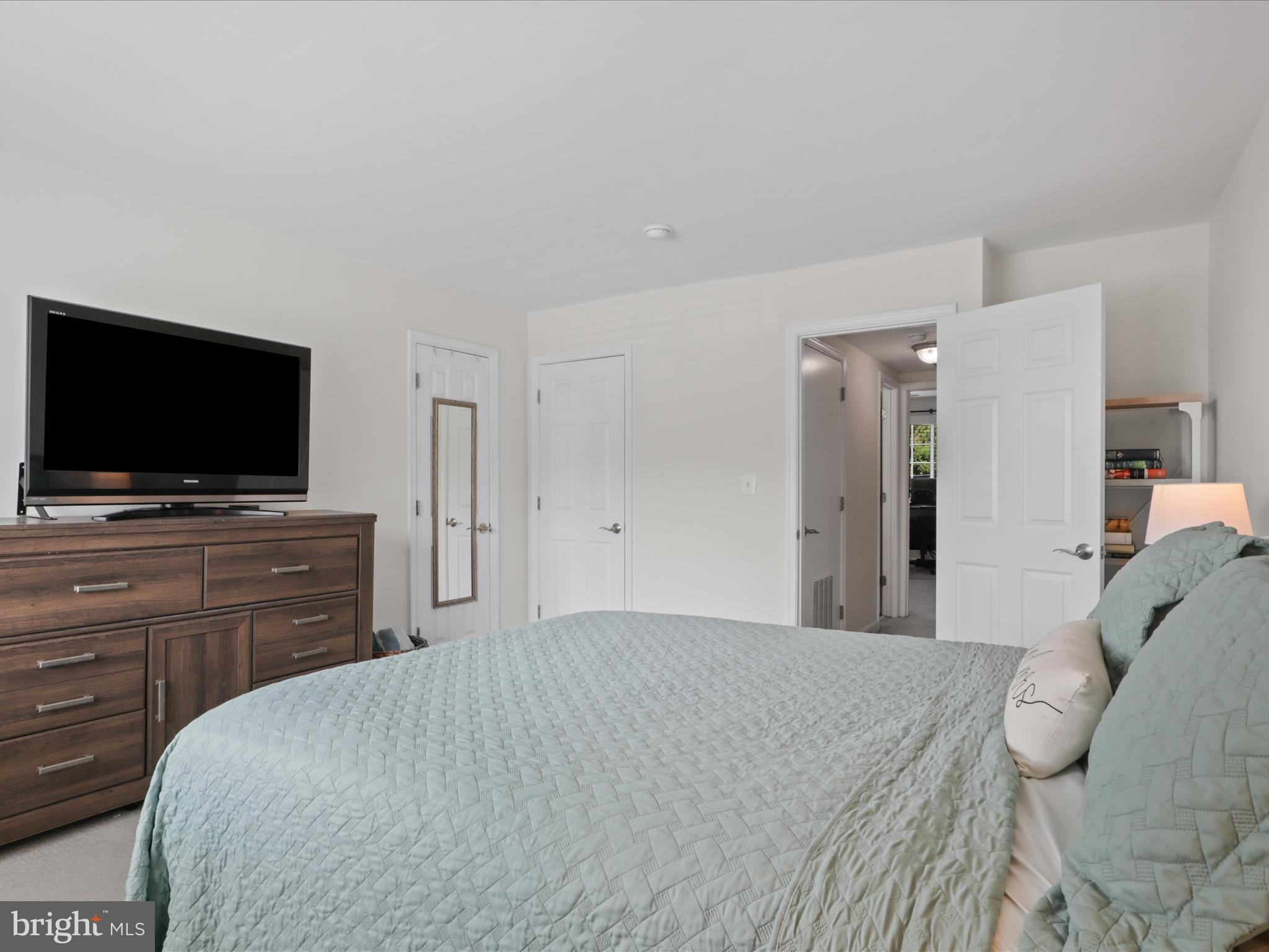 PARKSIDE AT ALEXANDRIA - Residential