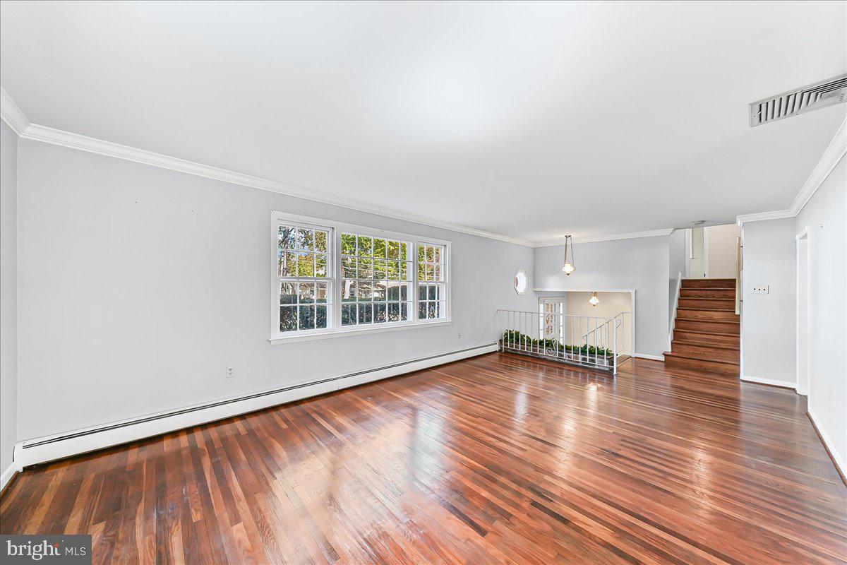 FALCONCREST - Residential