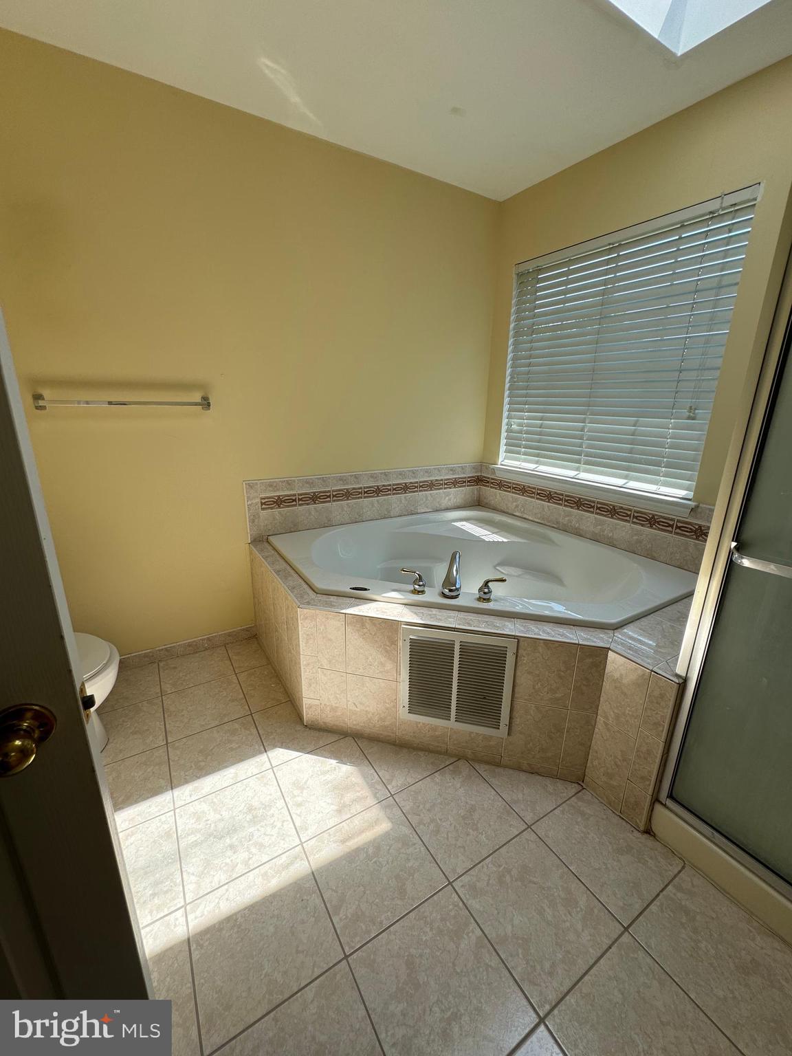 GREENHAVEN RUN - Residential Lease