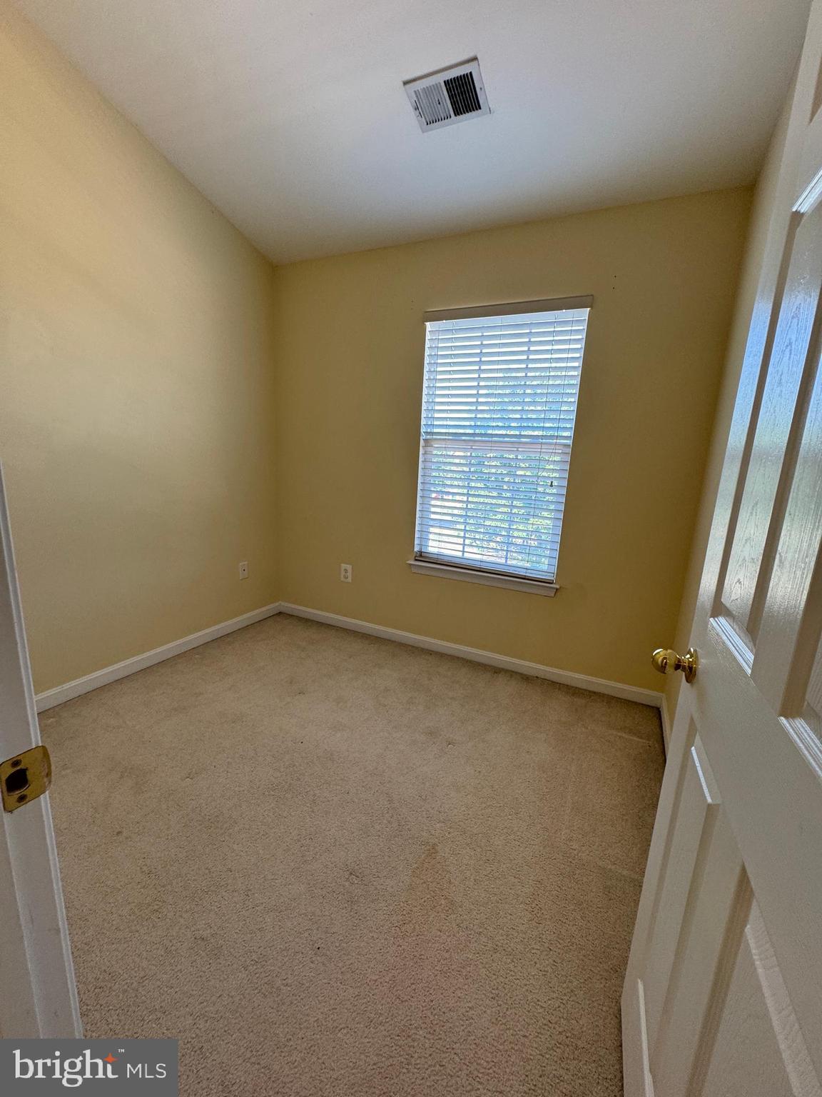 GREENHAVEN RUN - Residential Lease