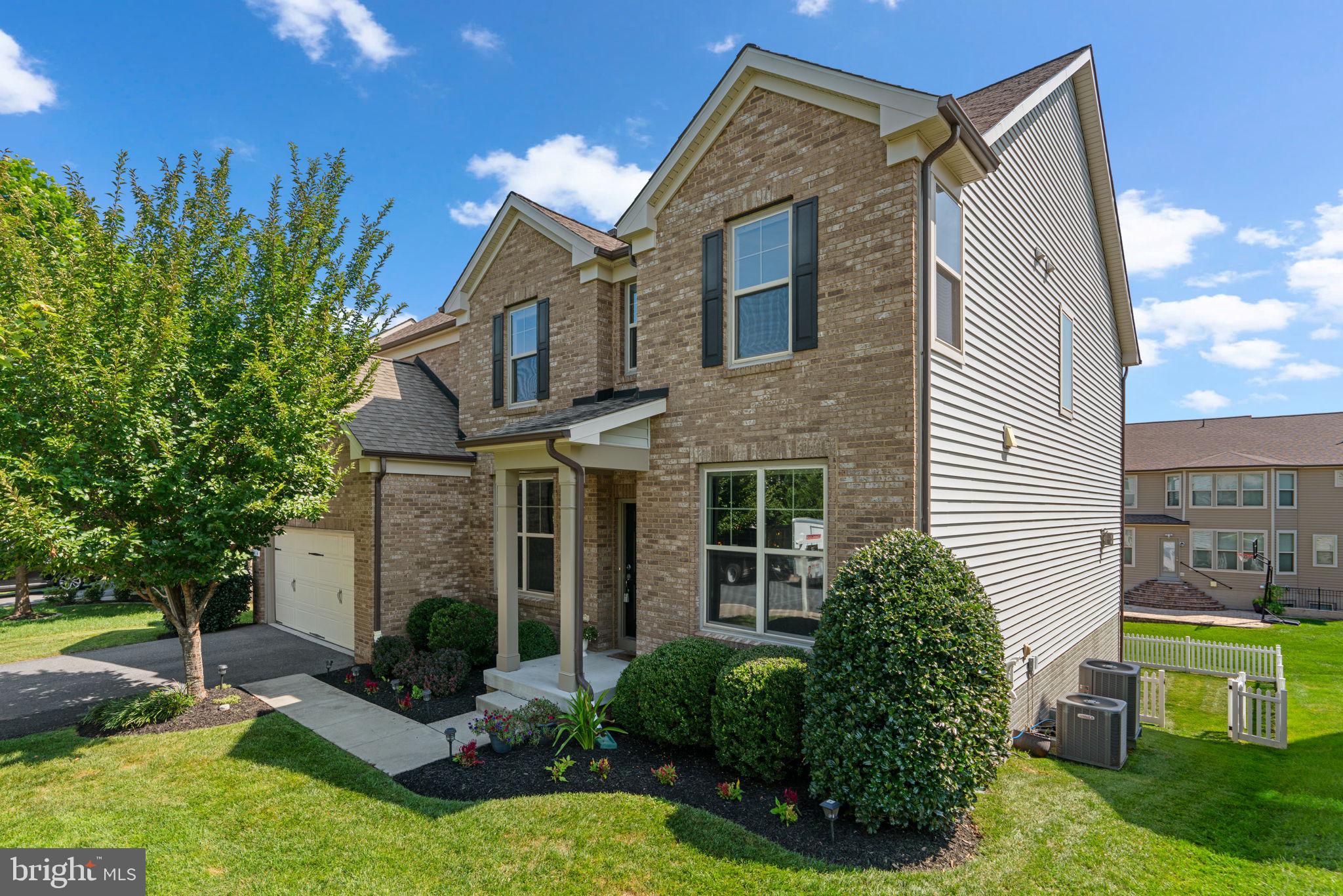 2414 VALLEY VIEW WAY
