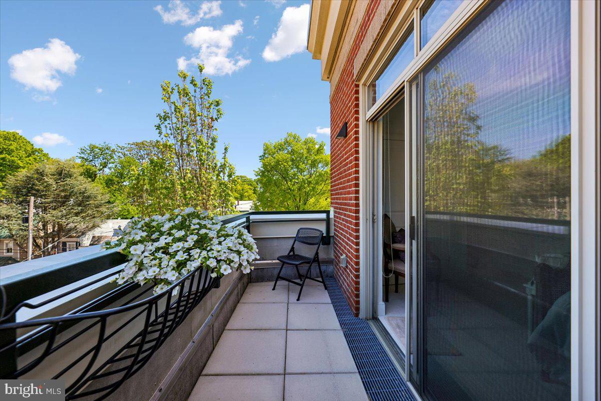 ACTONS LANDING CONDOS - Residential