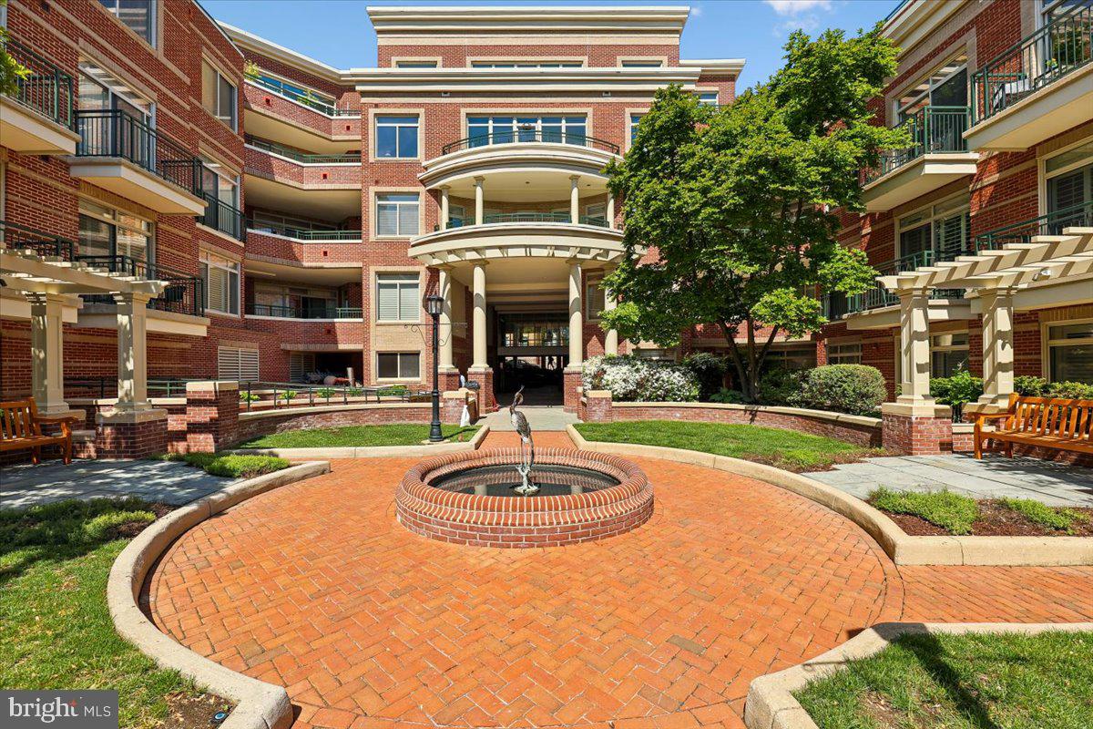 ACTONS LANDING CONDOS - Residential