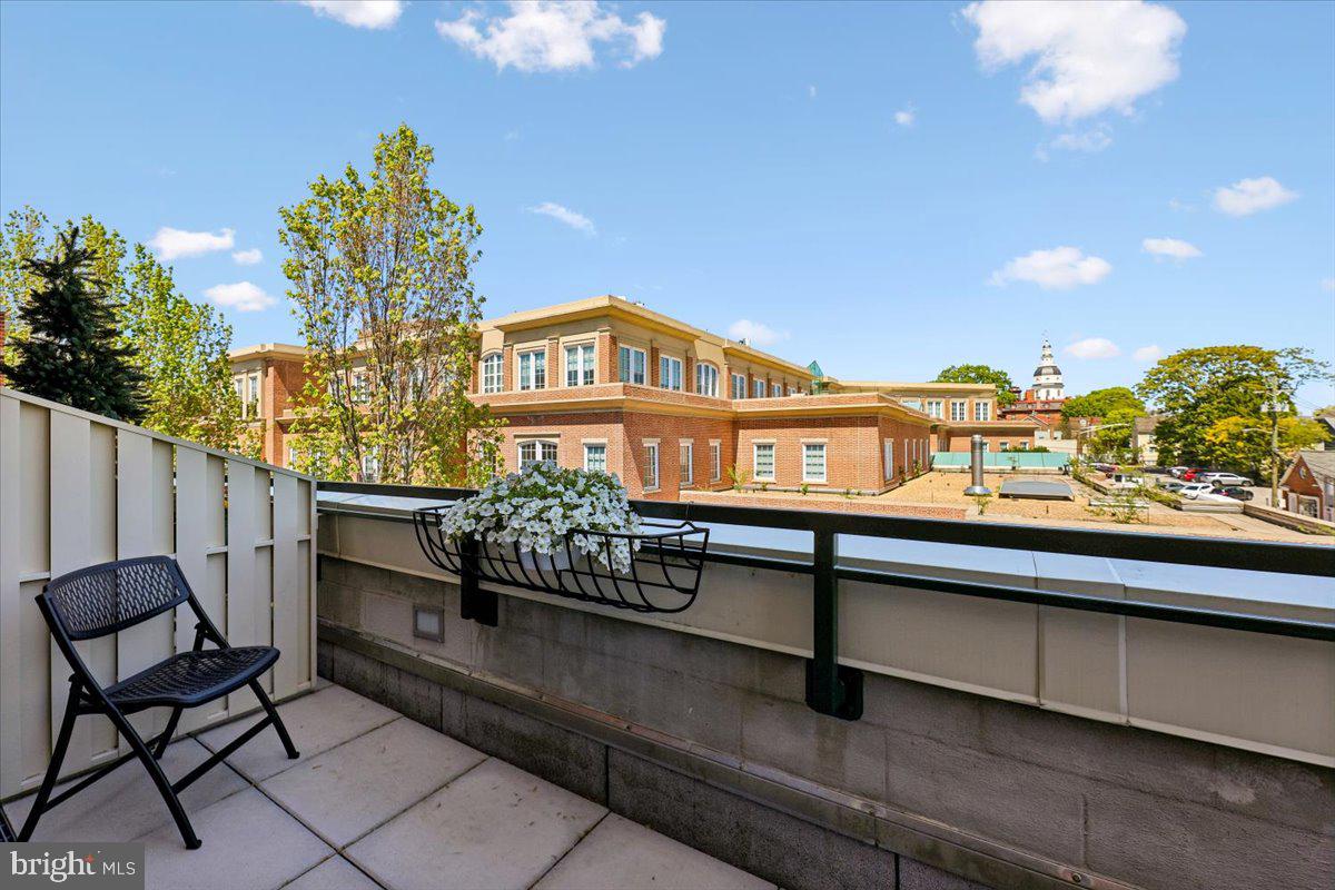 ACTONS LANDING CONDOS - Residential
