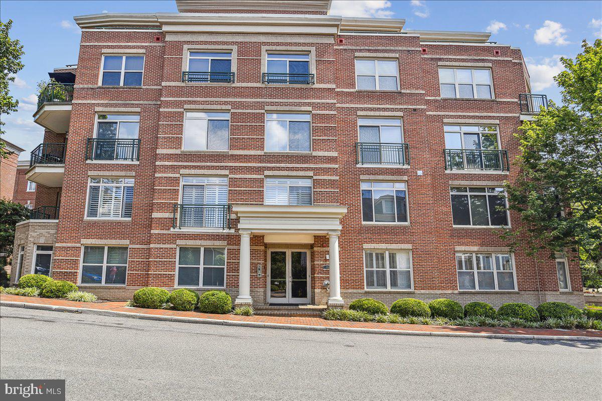 ACTONS LANDING CONDOS - Residential