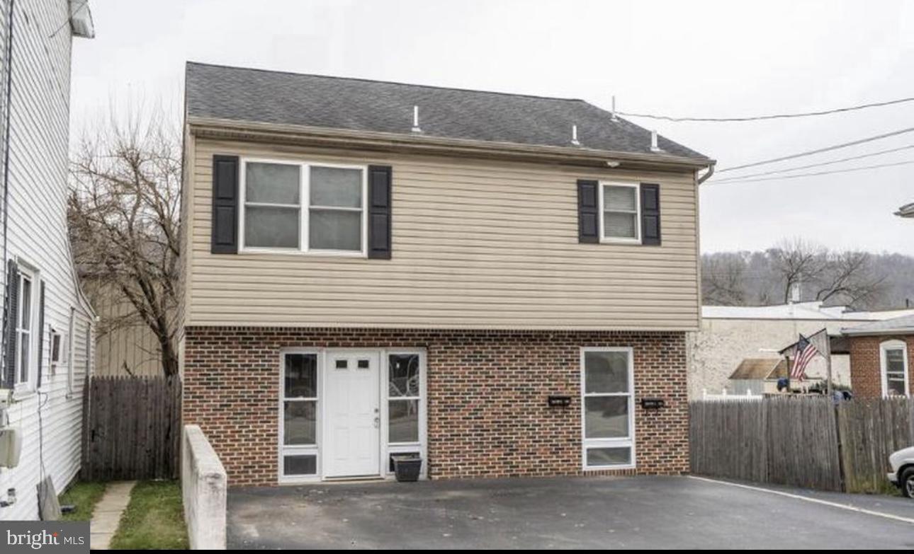 Welcome to 619 E Hector Street, Unit 2 – a bright and beautifully updated upper-level 2-bedroom, 1-bathroom apartment located in the heart of Conshohocken. This spacious unit features an open-concept layout with modern flooring, recessed lighting, and a fully renovated kitchen equipped with stainless steel appliances and ample cabinet space. The sun-filled living area flows seamlessly into a generously sized bedrooms with great closet storage, while the updated bathroom offers clean, contemporary finishes. Enjoy the convenience of in-unit laundry and off-street parking, along with a shared outdoor space perfect for relaxing. Situated just minutes from Conshohocken’s vibrant restaurants, shops, and public transportation, this location is ideal for easy commuting and enjoying the best of the borough. No smoking; pets may be considered with landlord approval. Don’t miss this opportunity—schedule your showing today!
