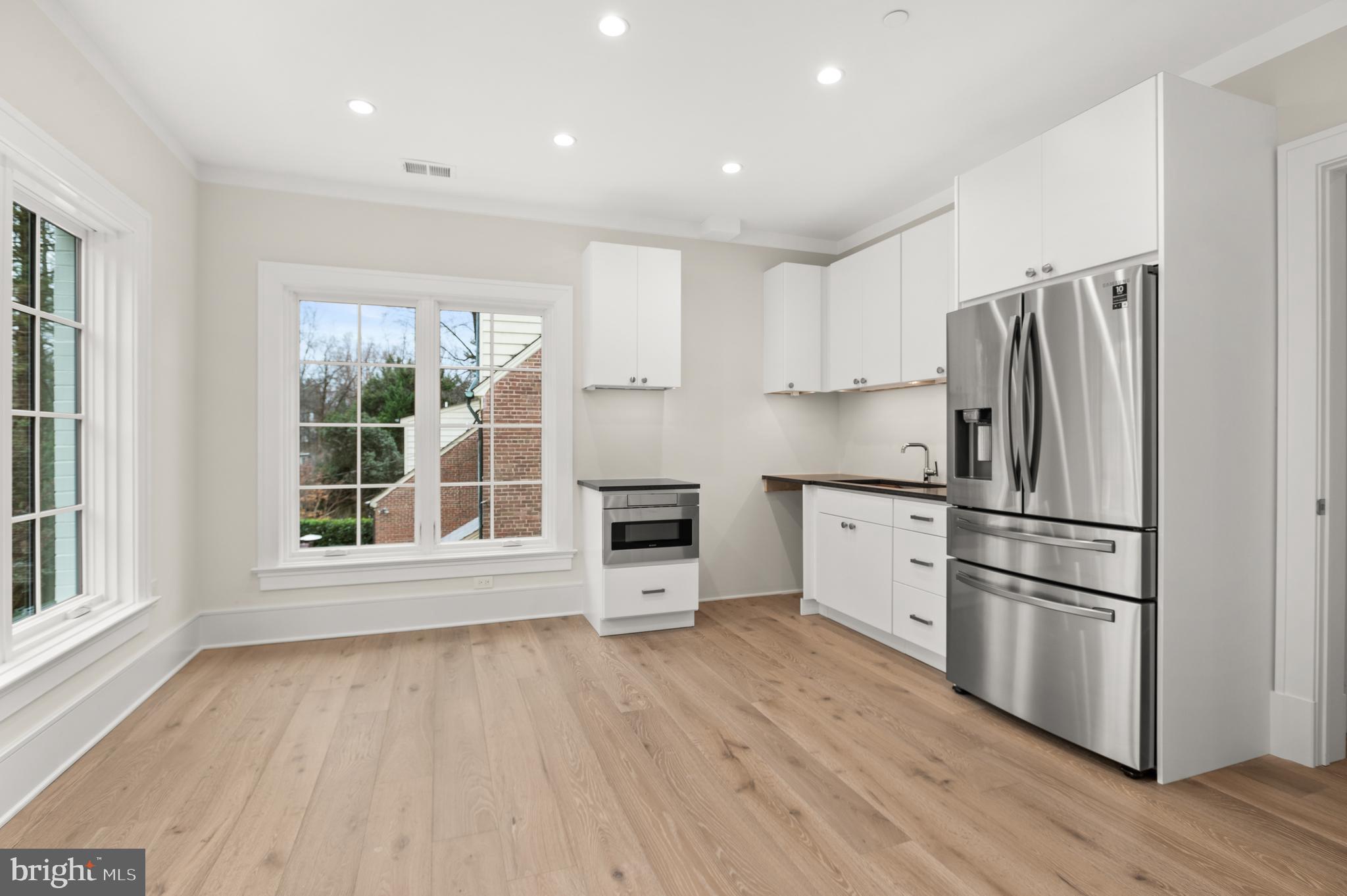 SPRING VALLEY - Residential