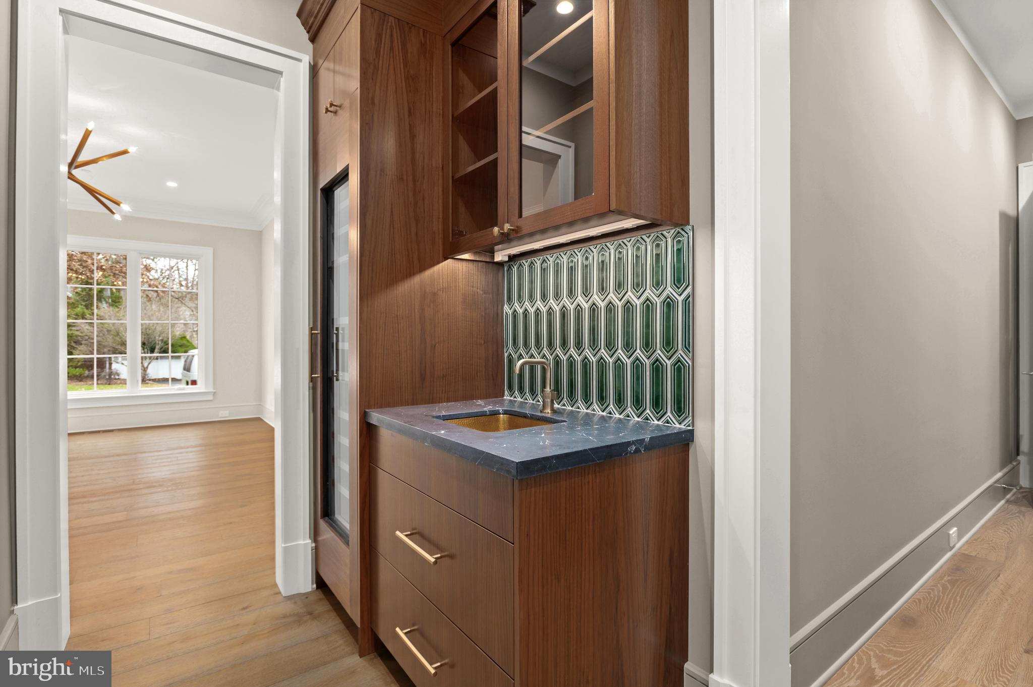 SPRING VALLEY - Residential