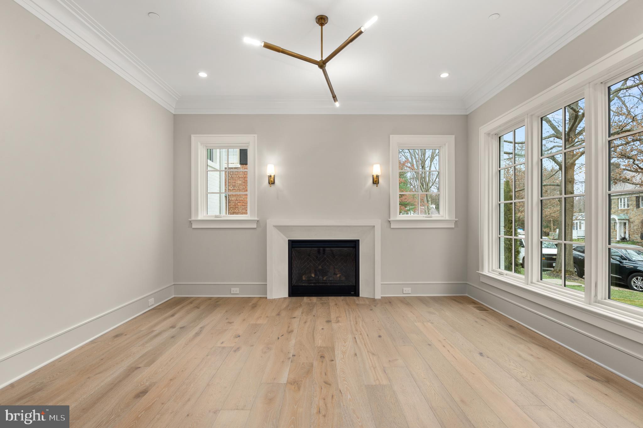 SPRING VALLEY - Residential