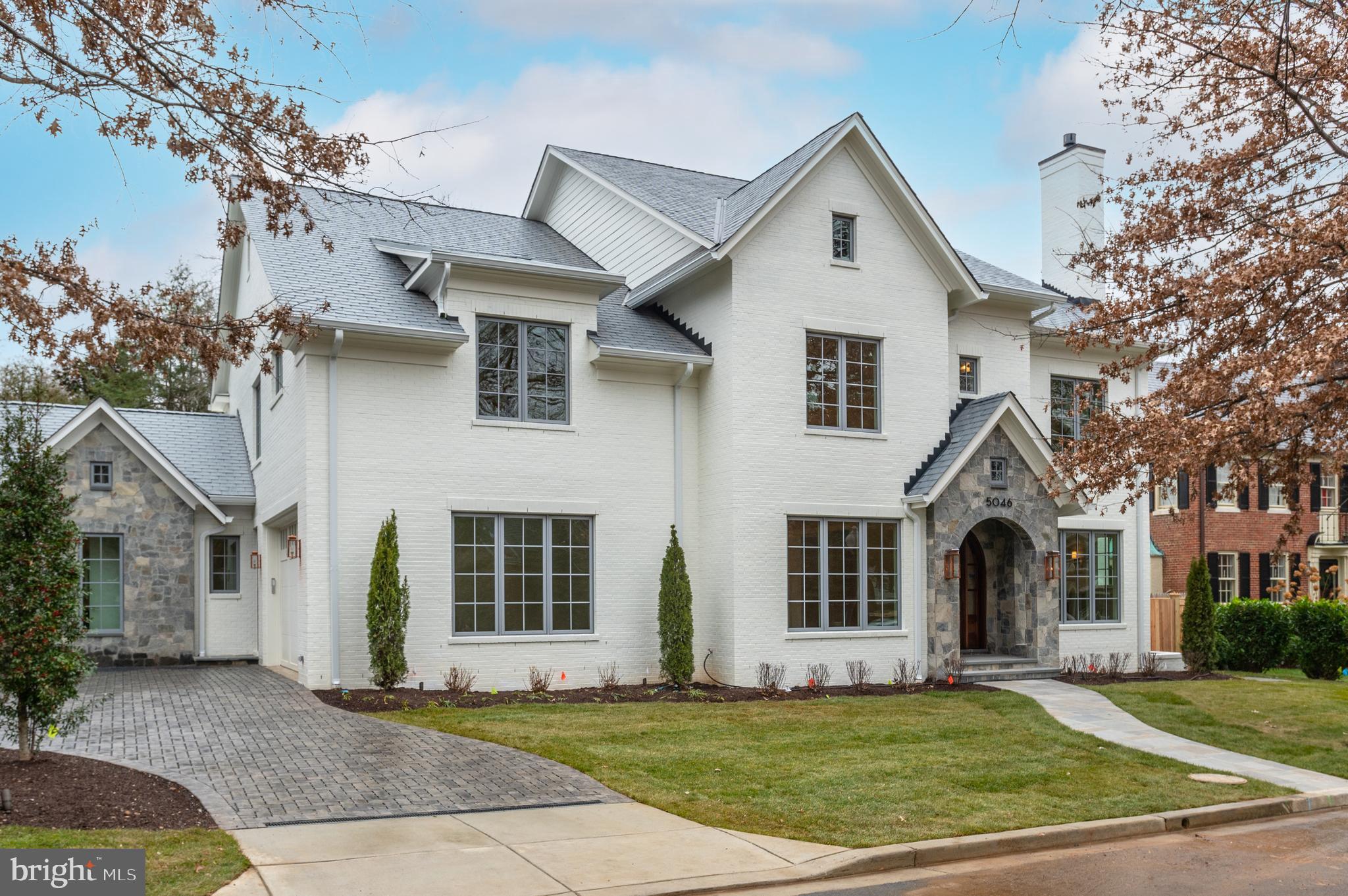 SPRING VALLEY - Residential