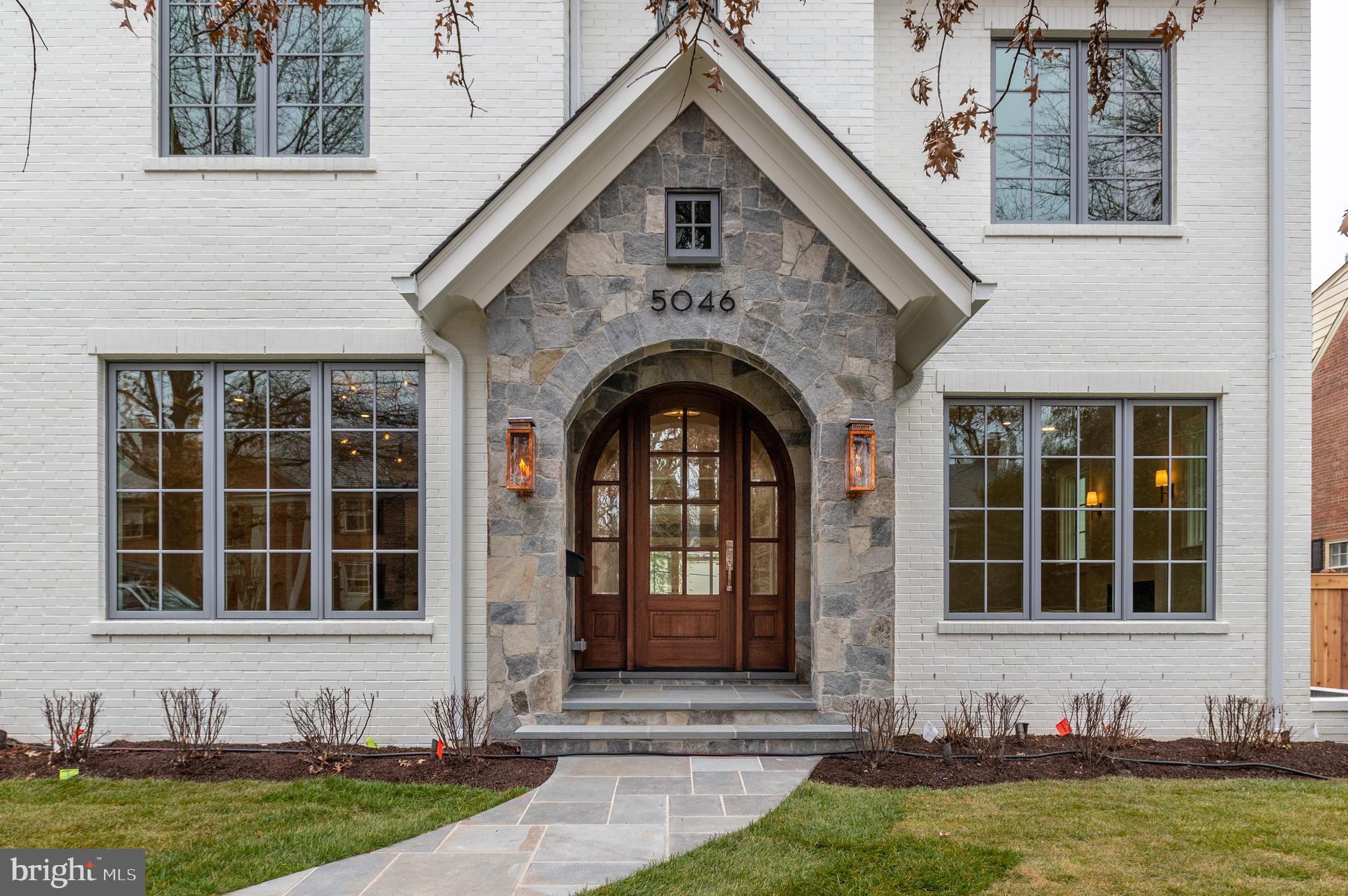 SPRING VALLEY - Residential