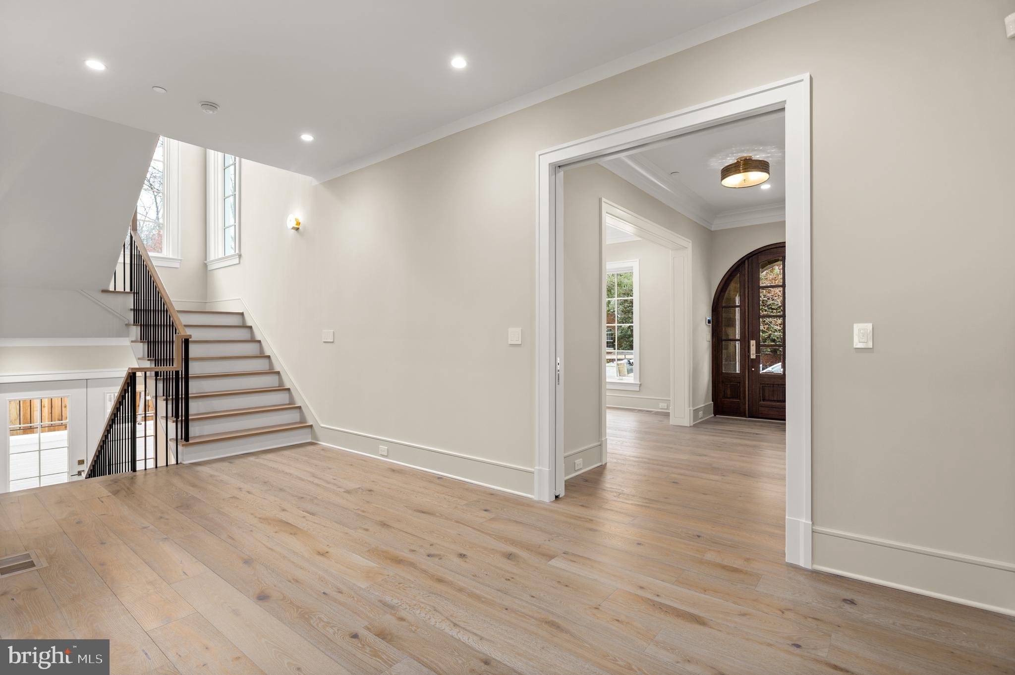 SPRING VALLEY - Residential