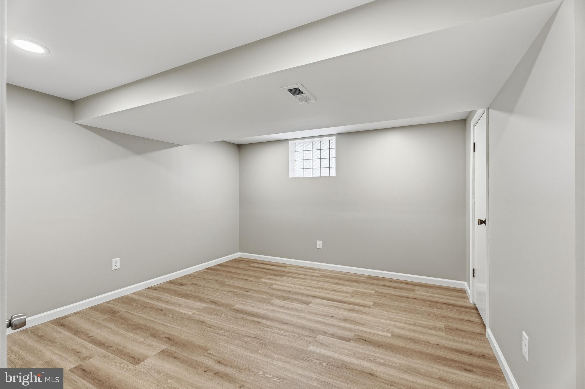 RIDGE TERRACE - Residential