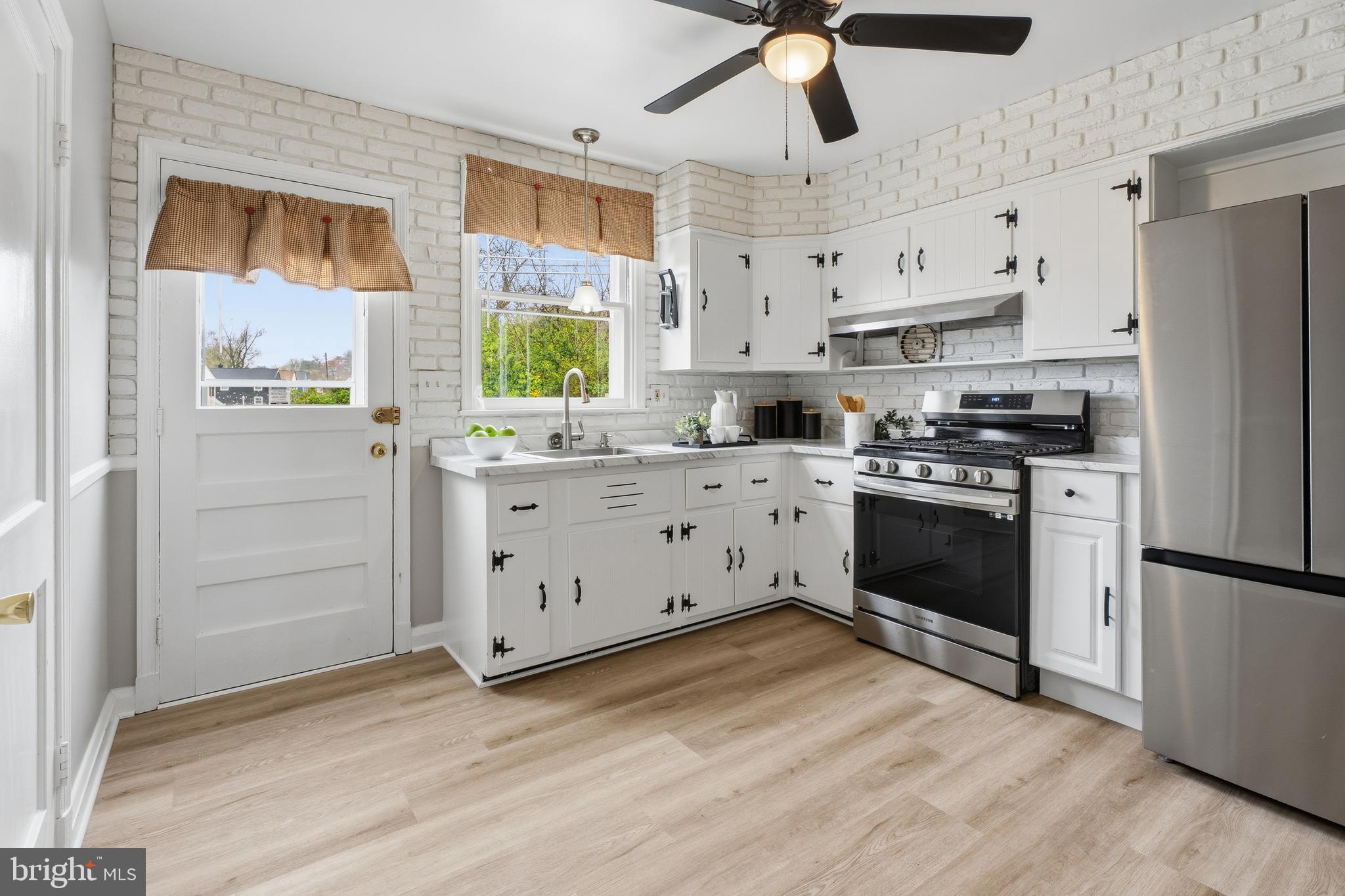 RIDGE TERRACE - Residential