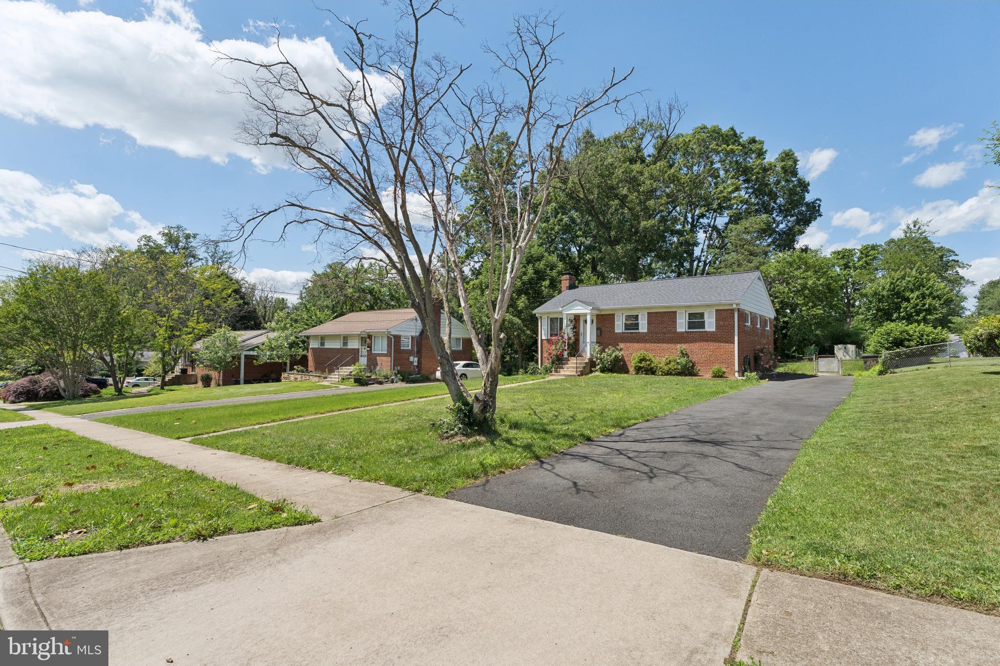 WOODLEY WEST - Residential