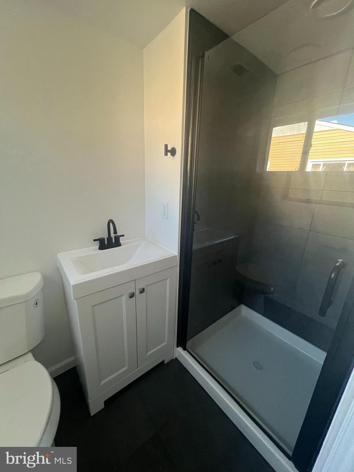 WESTVIEW PARK - Residential Lease