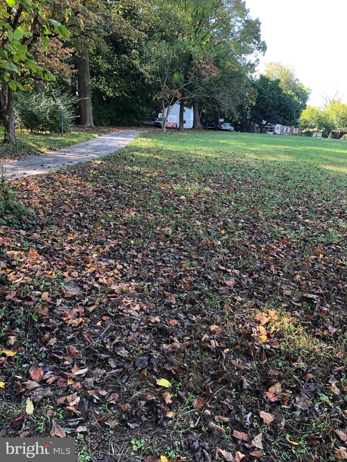 1541 & 1520 FARMERS LANE