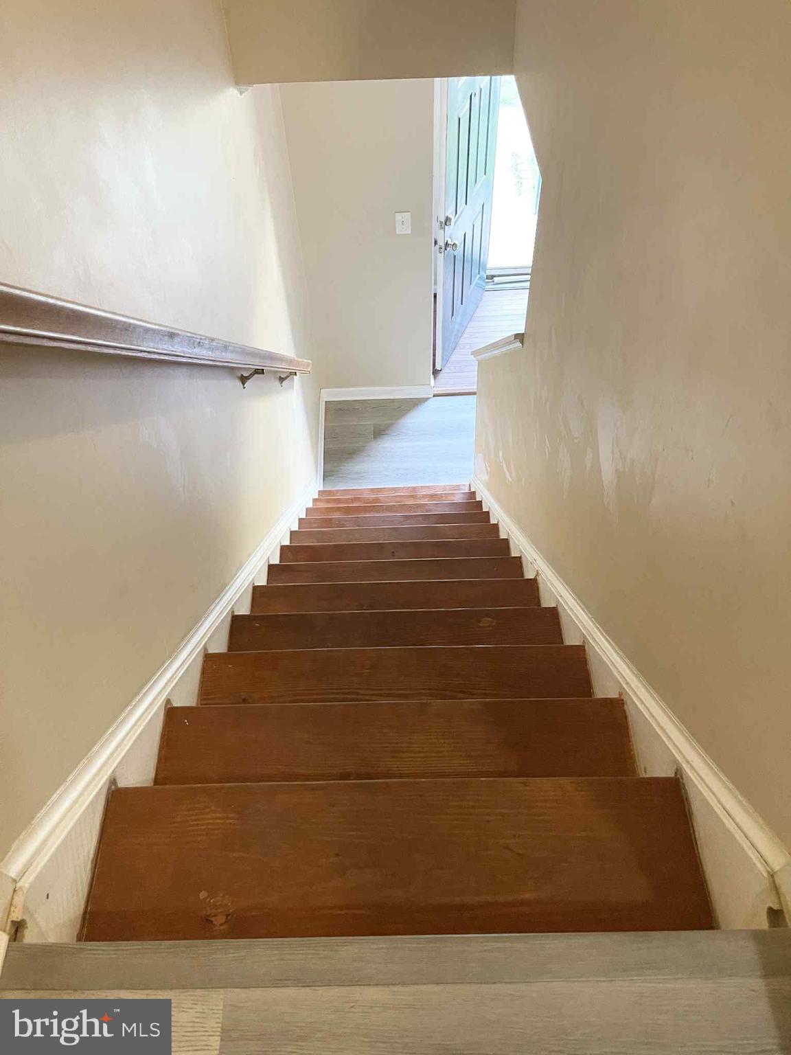 STAFFORD MEWS - Residential Lease