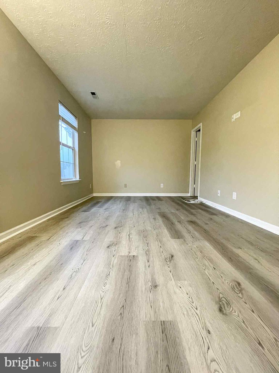 STAFFORD MEWS - Residential Lease