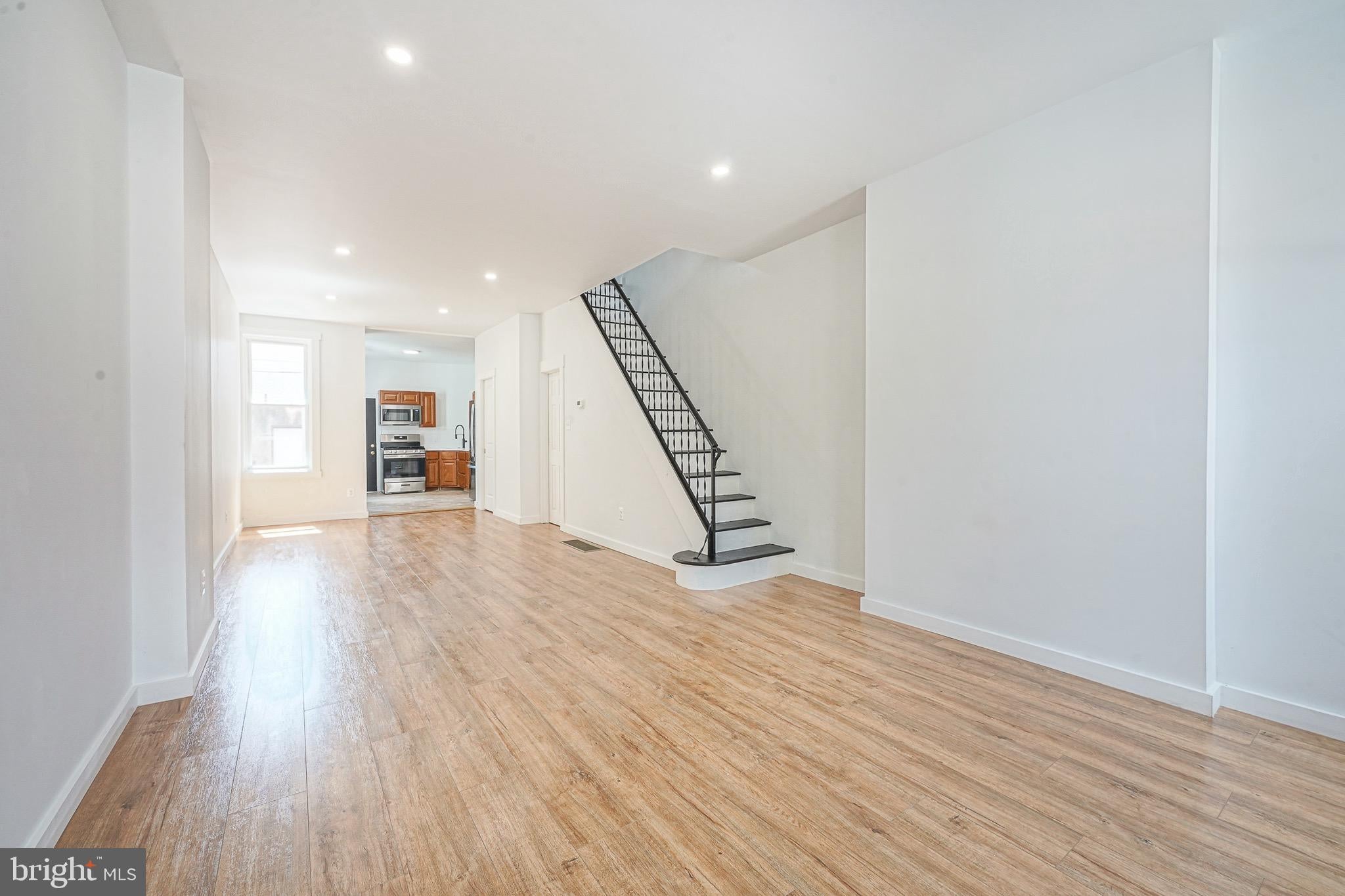 3227 SALMON STREET