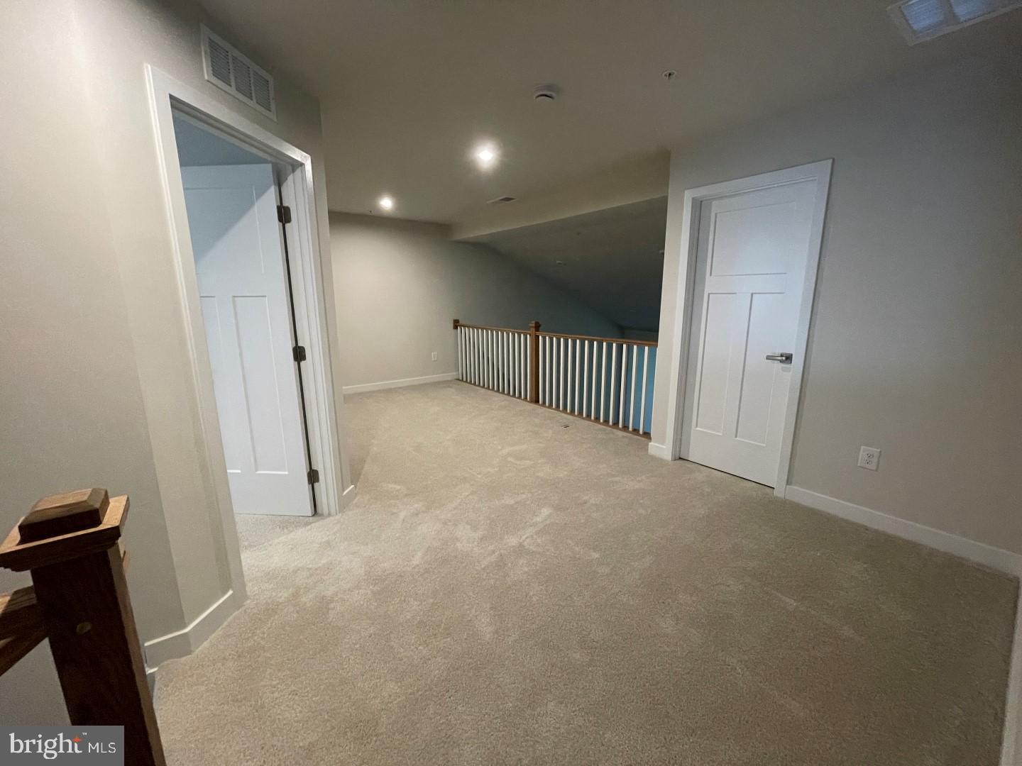 RIVER RUN - Residential