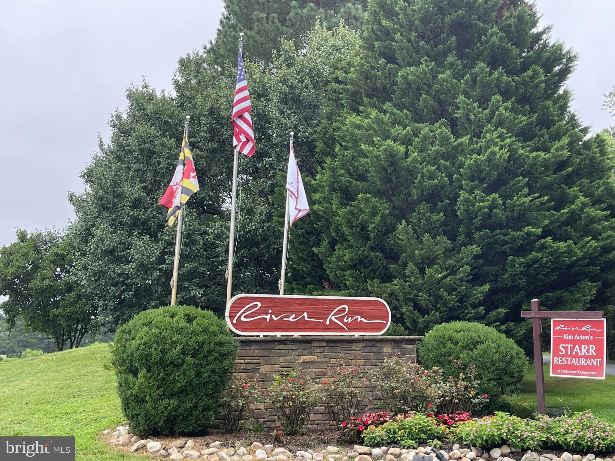 RIVER RUN - Residential