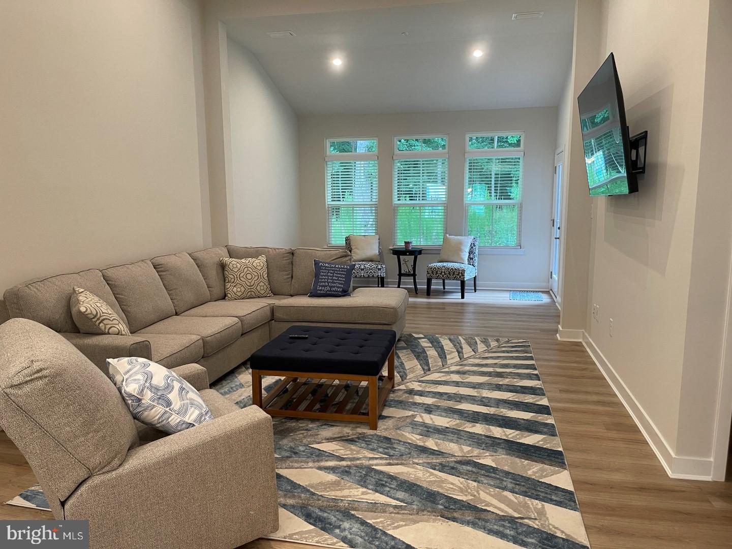 RIVER RUN - Residential