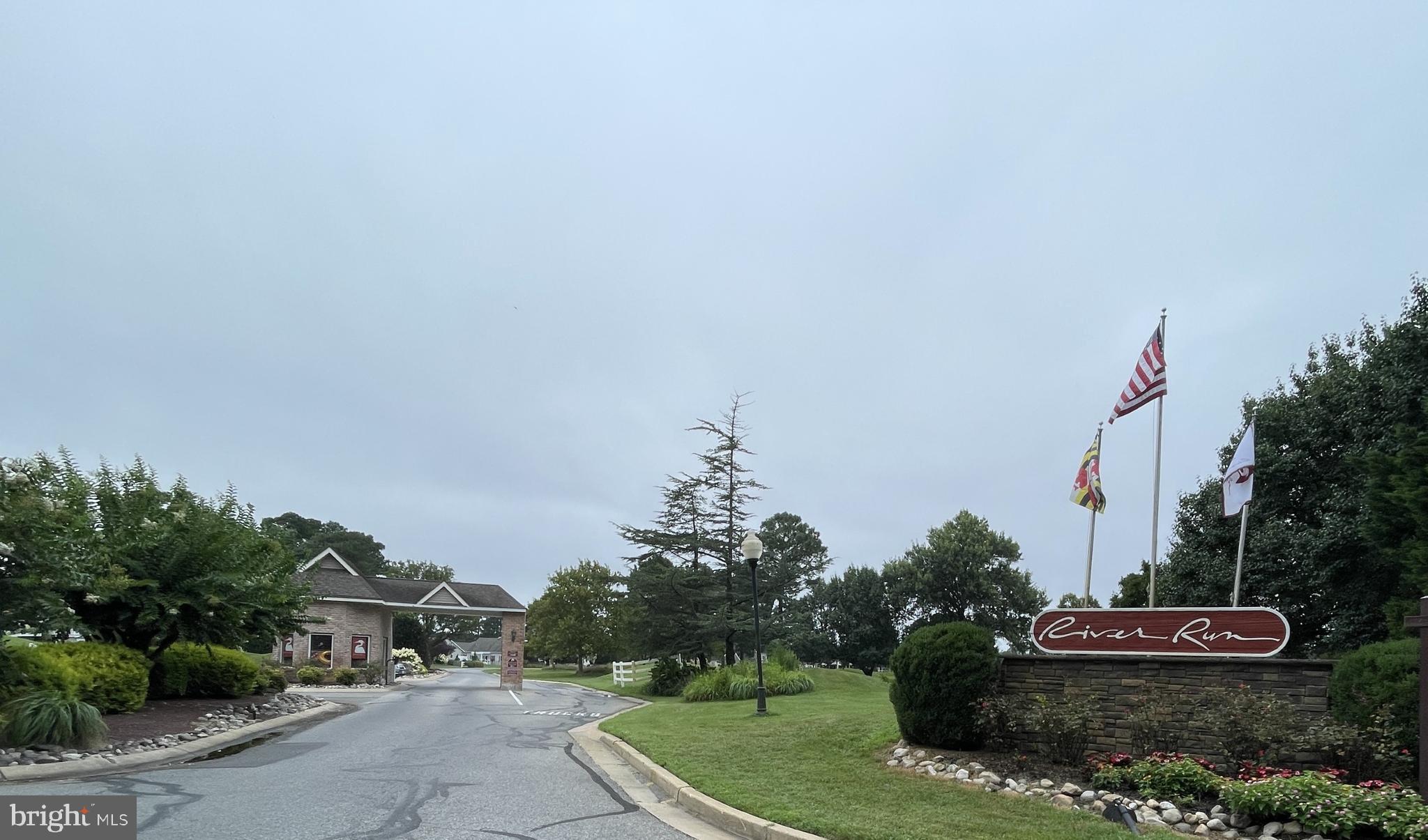 RIVER RUN - Residential