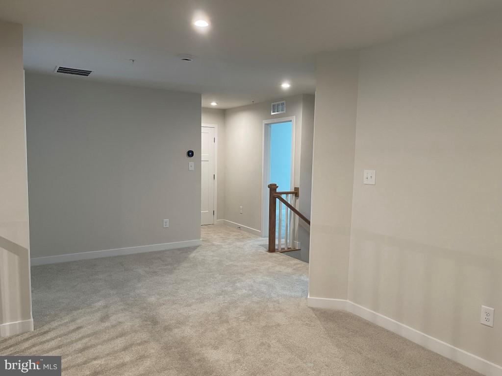 RIVER RUN - Residential